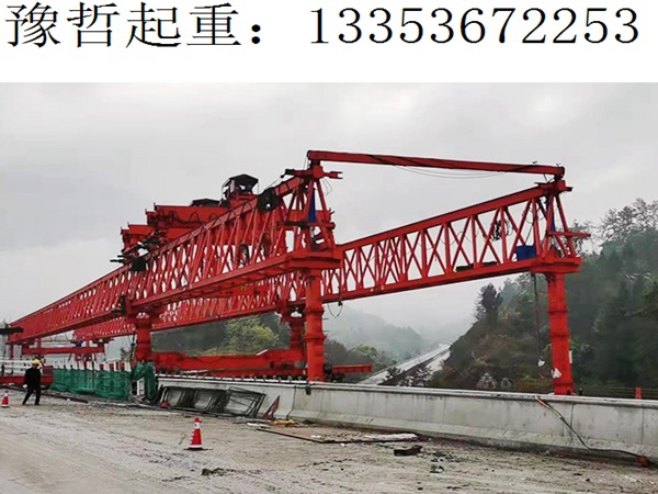 60-260自平衡架桥机7