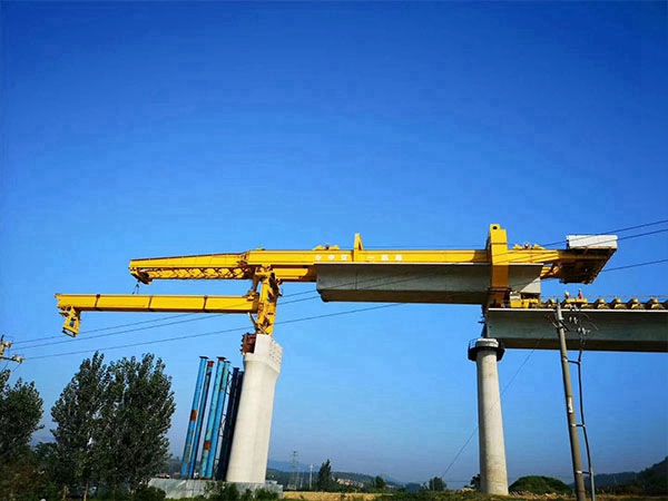 宜宾900吨铁路架桥机